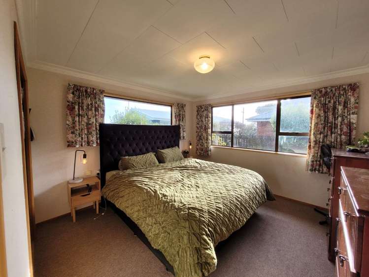 105 Edinburgh Crescent Waikiwi_7