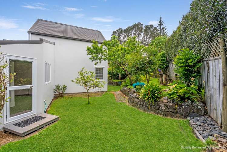 6A Ruapehu Street Mount Eden_23