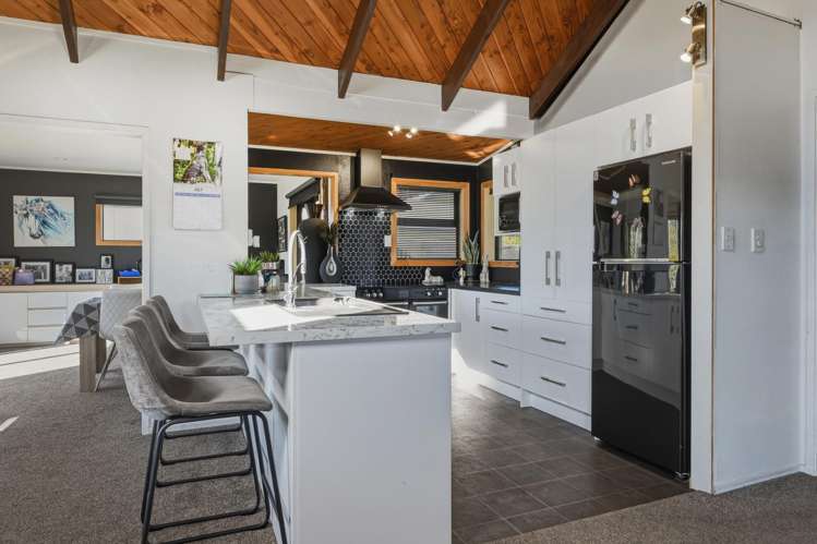 11 Streamdale Place Ngongotaha_5