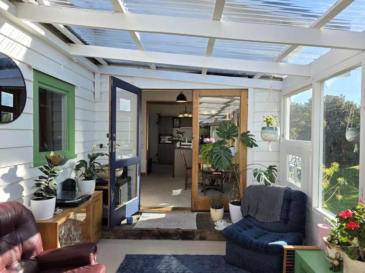 73 Papatotara Road Tuatapere_7