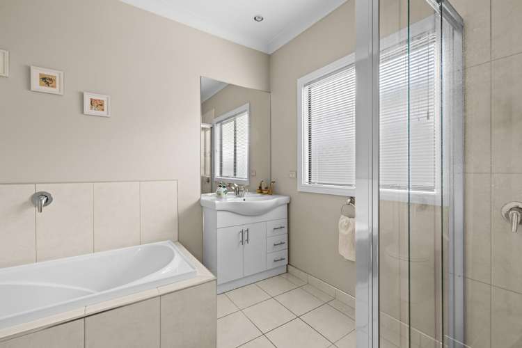 2 Tasman Drive Poraiti_10