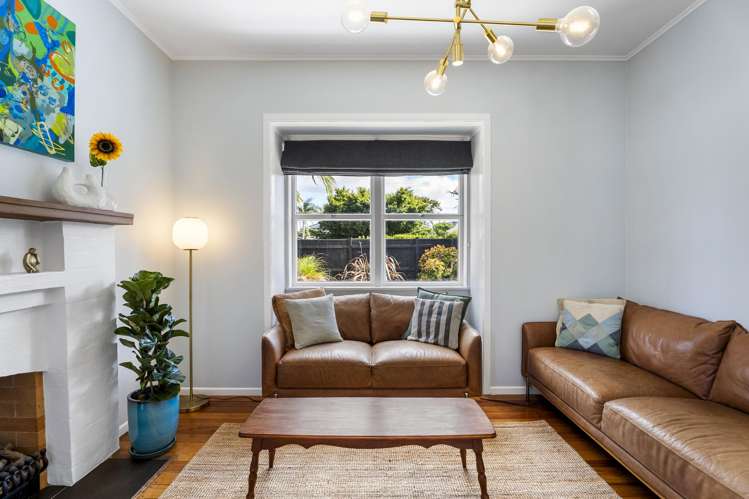 245 Mount Smart Road_2