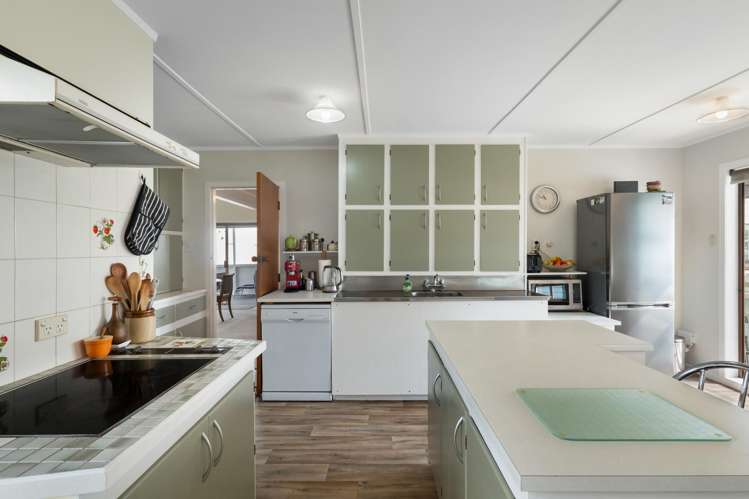 12 Tatai Road Waihi Beach_23