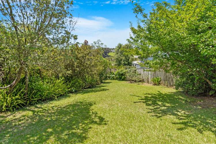 7 Kauri Road Stanmore Bay_19
