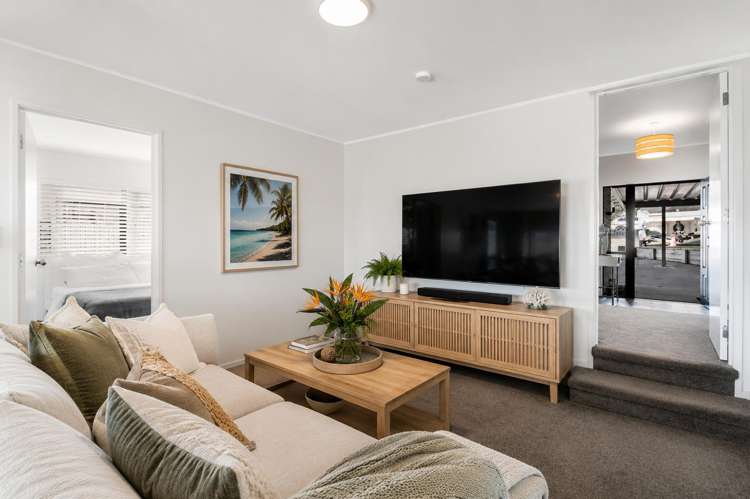 1418 Whangaparaoa Road Army Bay_17