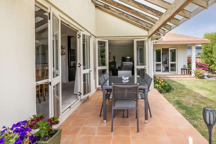 11 Bishops Close Greenmeadows_26