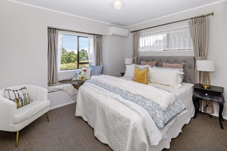 35 Pickwick Parade Mellons Bay_19