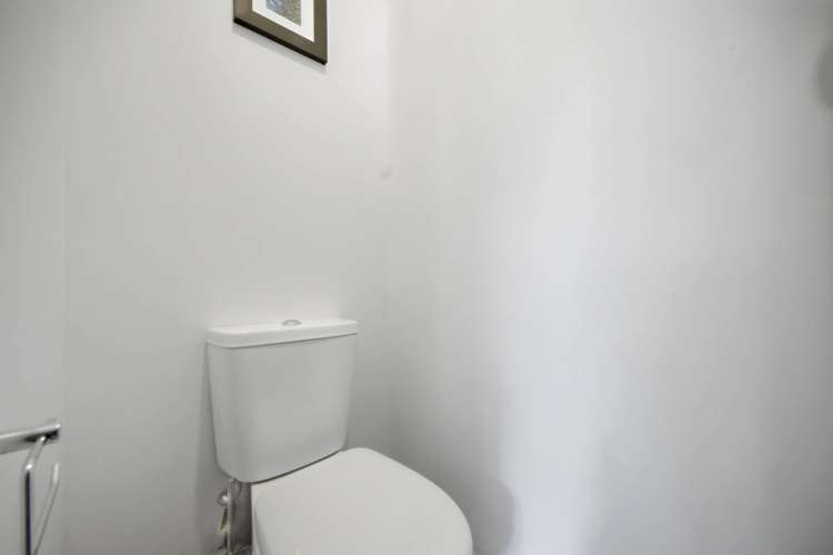 2/2/14 Hogans Road Glenfield_16