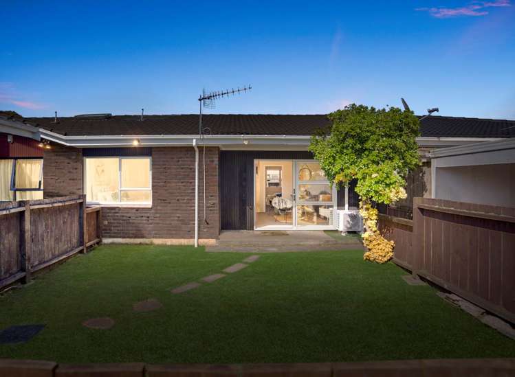 2/20 Bertrand Road Mount Wellington_21