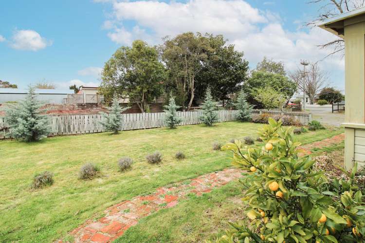 62 Kent Street Carterton_16