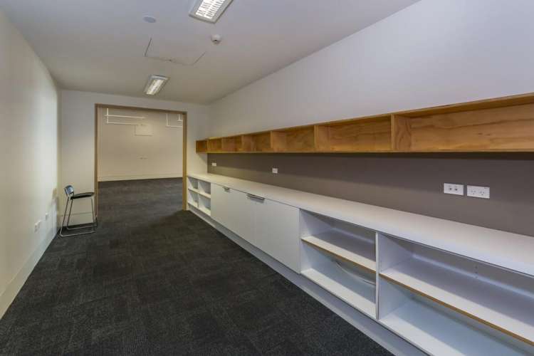 Unit C, 92 Russley Road Russley_9