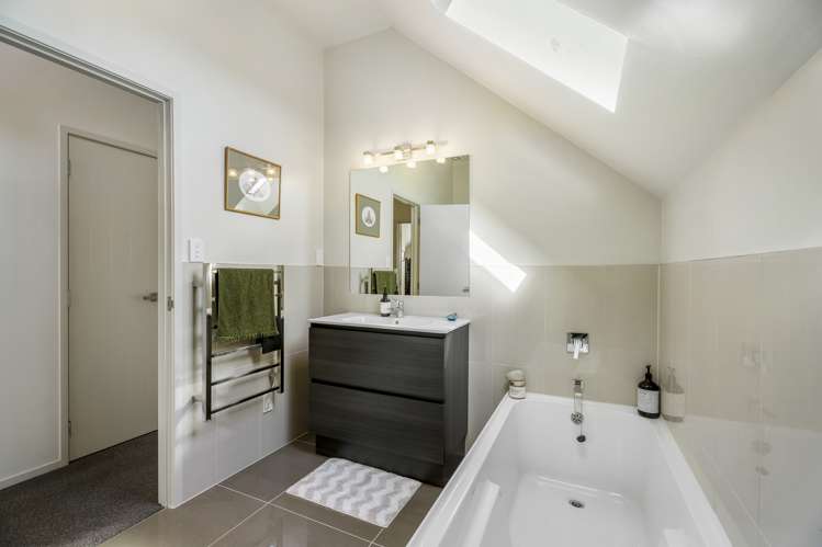 10 Voyager Drive Gulf Harbour_12