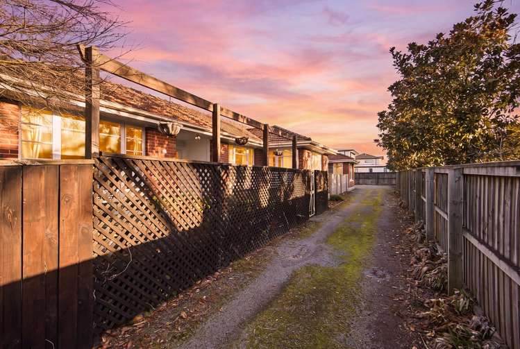 1 & 2/379 Papanui Road Strowan_5