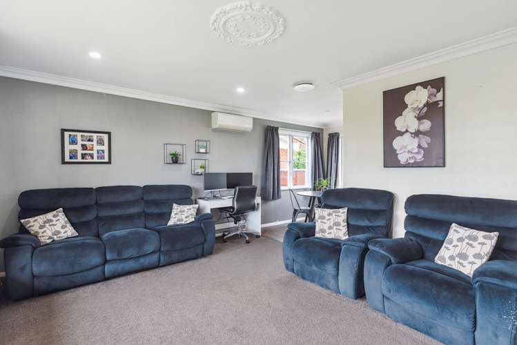 7 Margaret Street Levin_2