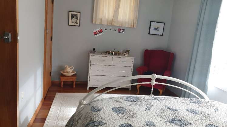 37 Victoria Street Patea_16