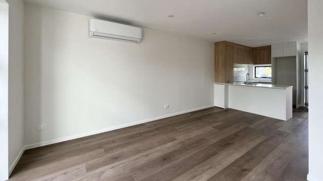 8 Hoopers Road 1665_3