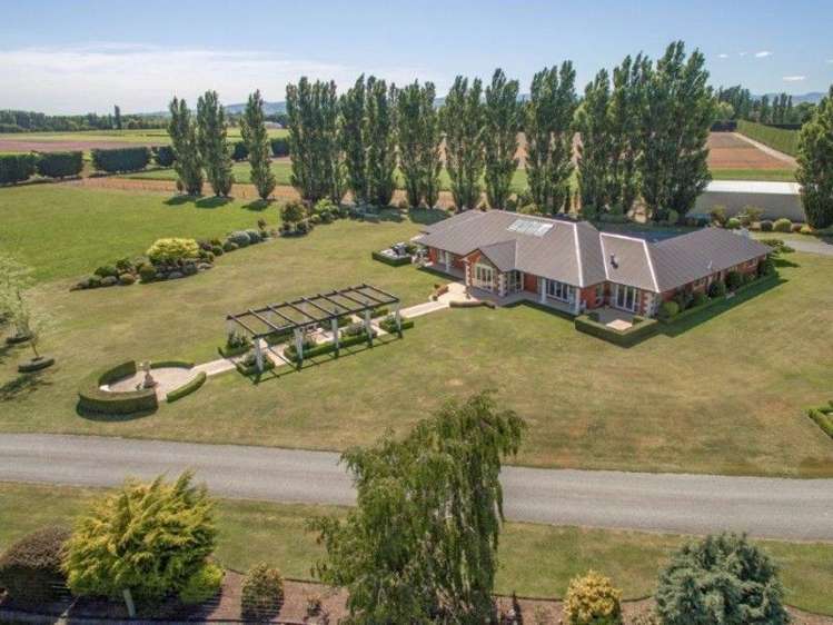 149 The Lake Road Leeston_17