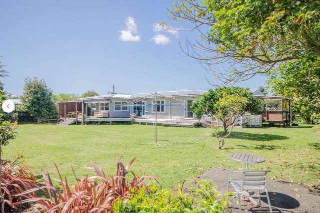 1 Helga Crescent Te Atatu Peninsula_1