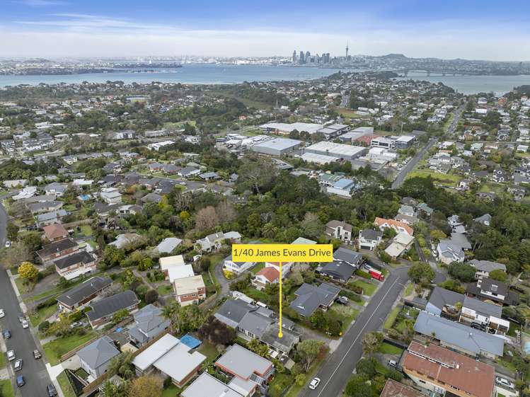 1/40 James Evans Drive Northcote_24
