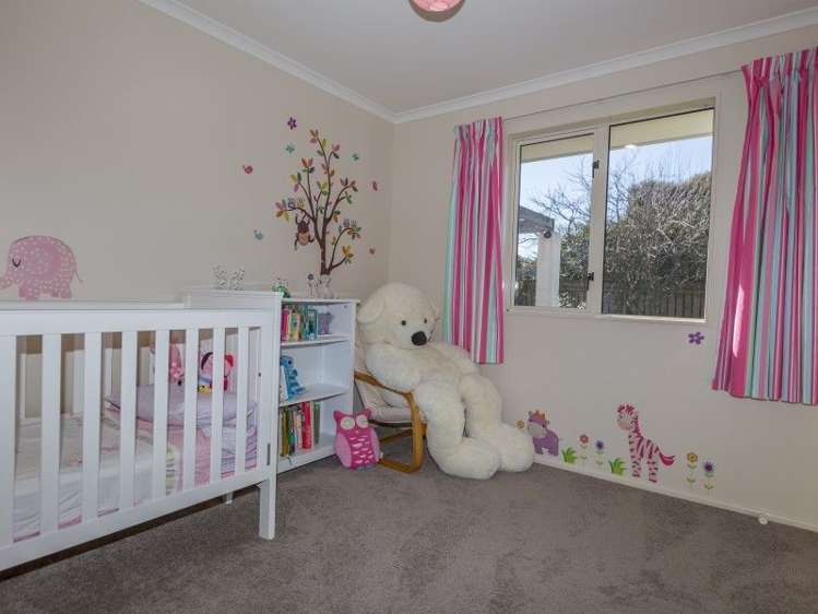 25 Otia Drive Richmond_15