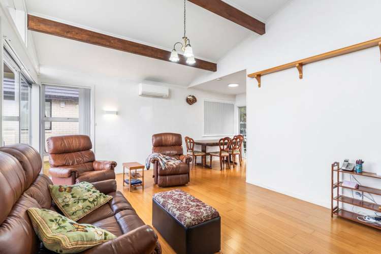 3 Towra Place Botany Downs_5