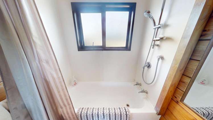 86 Treadwell Street 1227_12