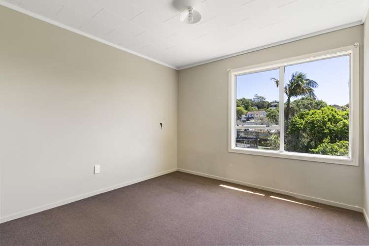 21 Hewlett Road Massey_10