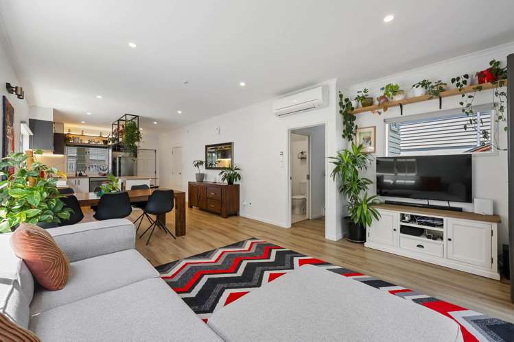 16 Mulvaney Crescent Henderson_14