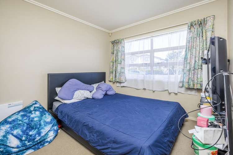 17 Kestev Drive Flat Bush_7