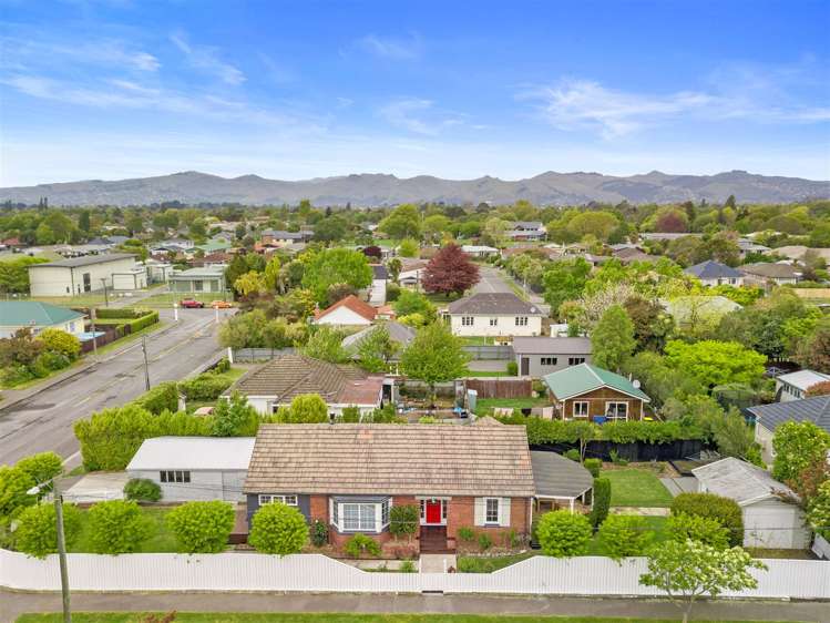 30 Achilles Street Burwood_18