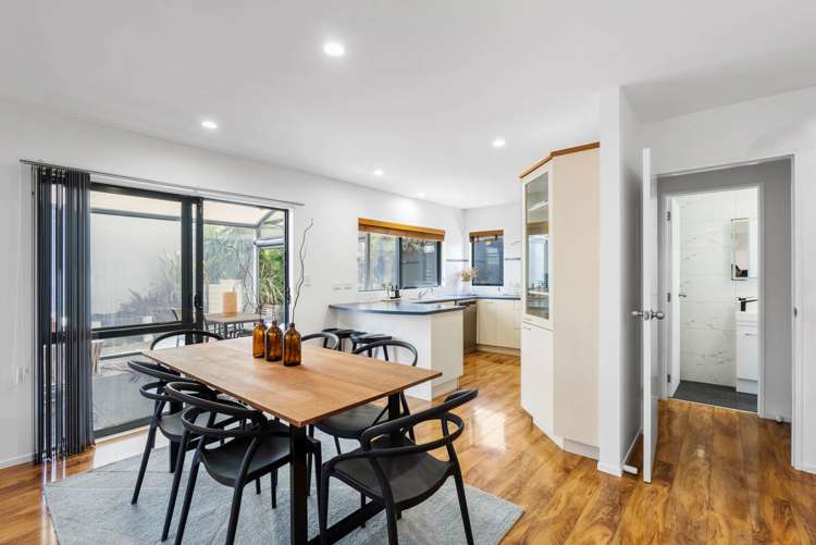 1/27 Manuka Road Bayview_3