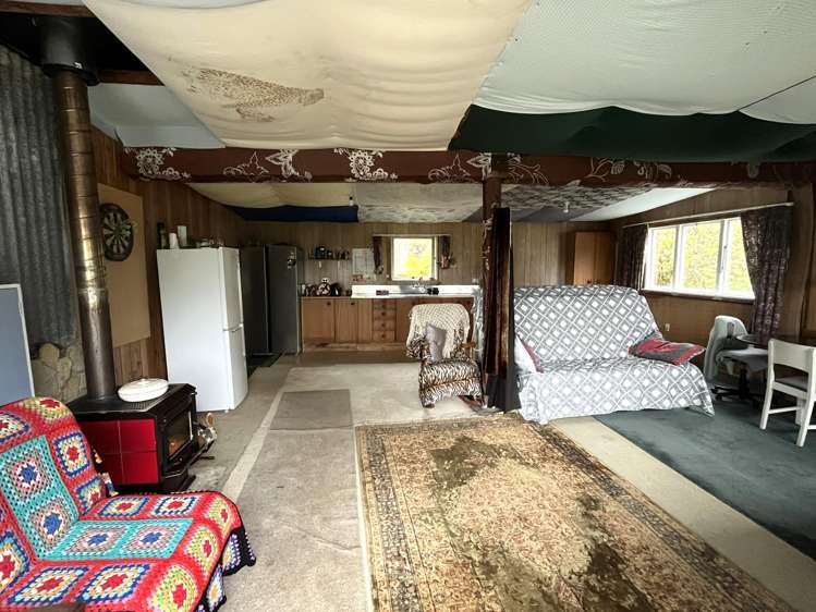 102 & 104 South Terrace Karamea_7