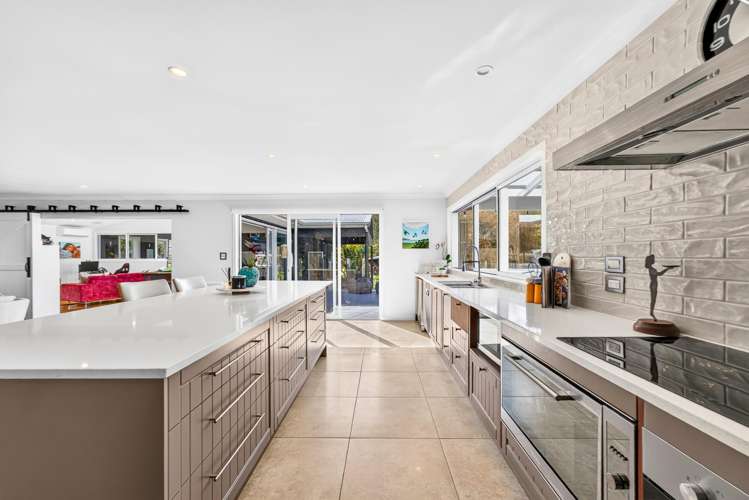 240 Mill Flat Road Riverhead_6