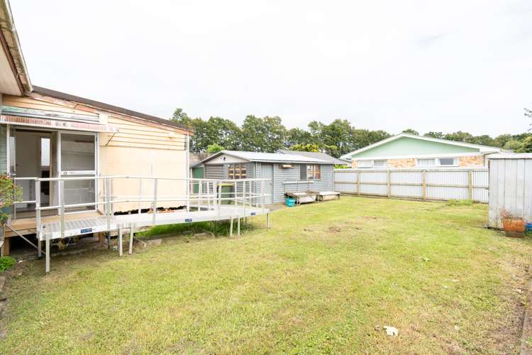 28 Huia Avenue Forest Lake_13