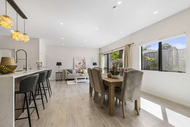 5a Hemsway Place Sunnyhills_6
