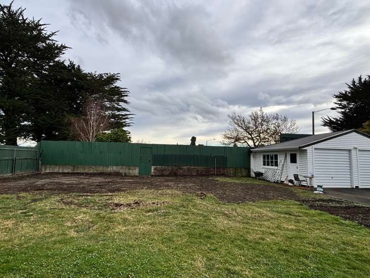 18a Alamein Crescent_5