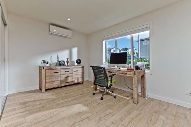 12 Tuangi Street Long Bay_14