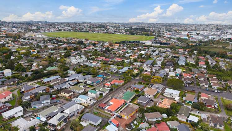 129 Canal Road Avondale_41