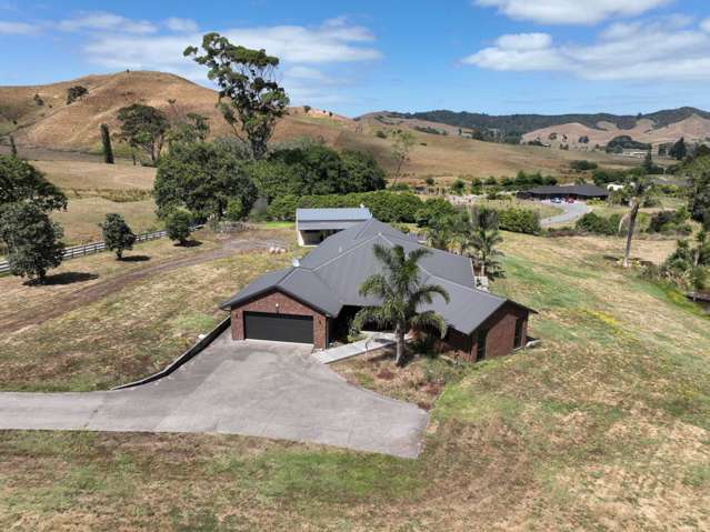 180a Dimmock Road Waitakaruru_1