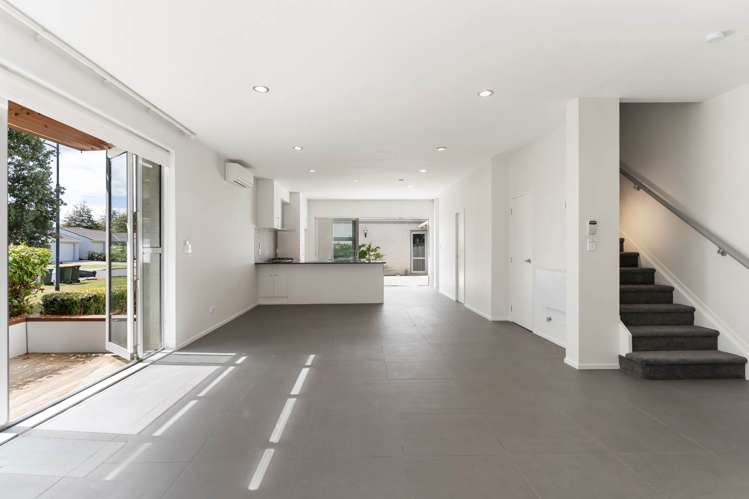 77 Popokatea Drive Takanini_9