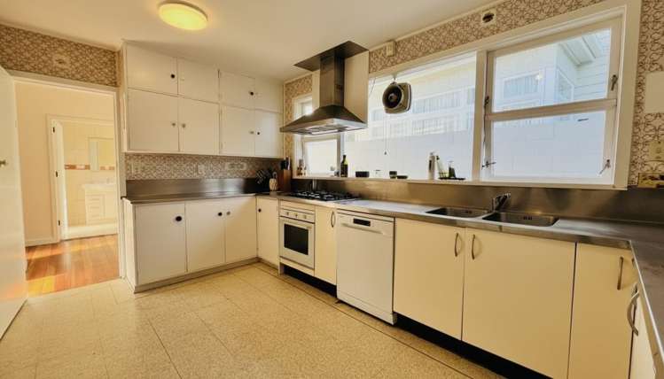 58 Wallace Street Mount Cook_12