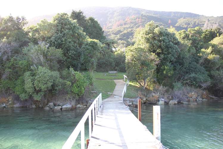 The Pines Endeavour Inlet Queen Charlotte Sound_16