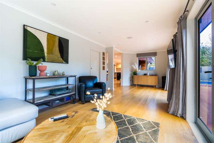 5 Keswick Crescent Huntington_11