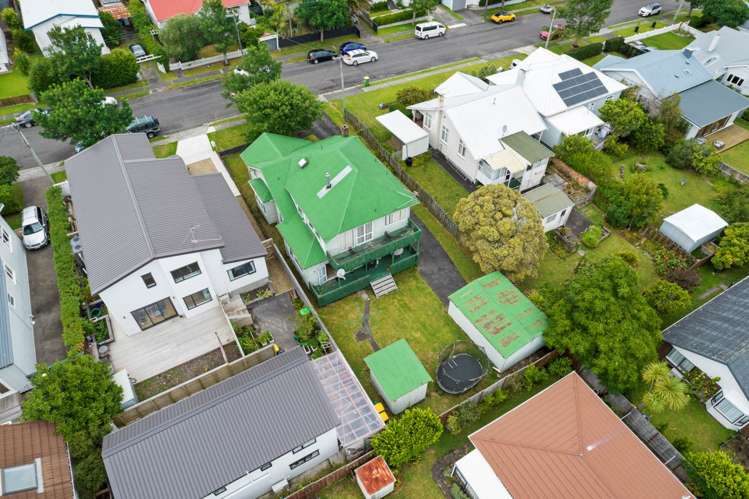 14 Egremont Street Belmont_12