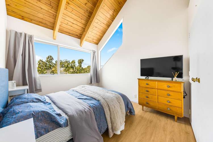 1/10 Taiere Terrace Onehunga_10