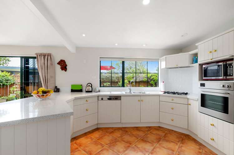 13 Landon Place Pukekohe_5