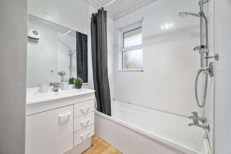 23 Robinson Avenue Holdens Bay_11