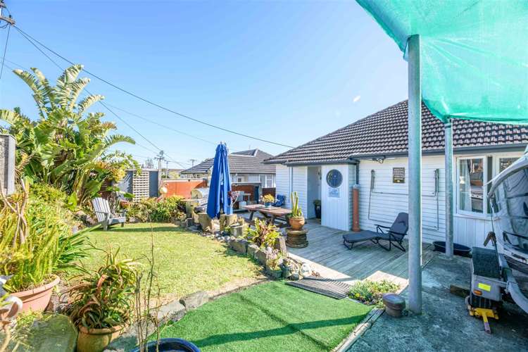 4 Marie Crescent Te Atatu South_14