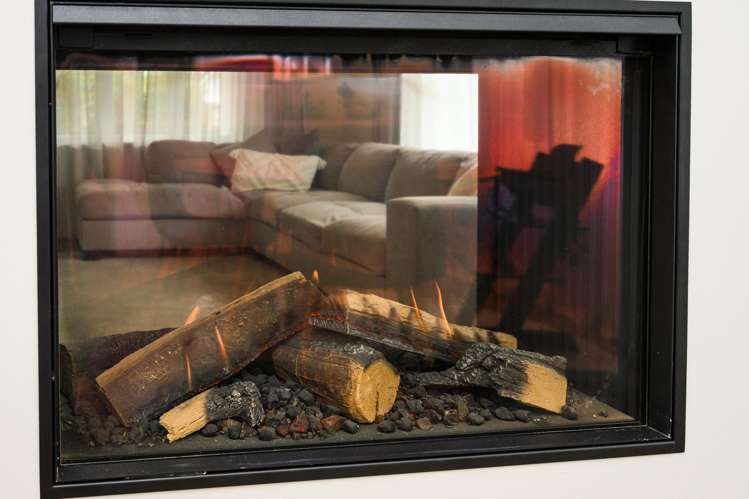 192 Ferguson Street West End_14