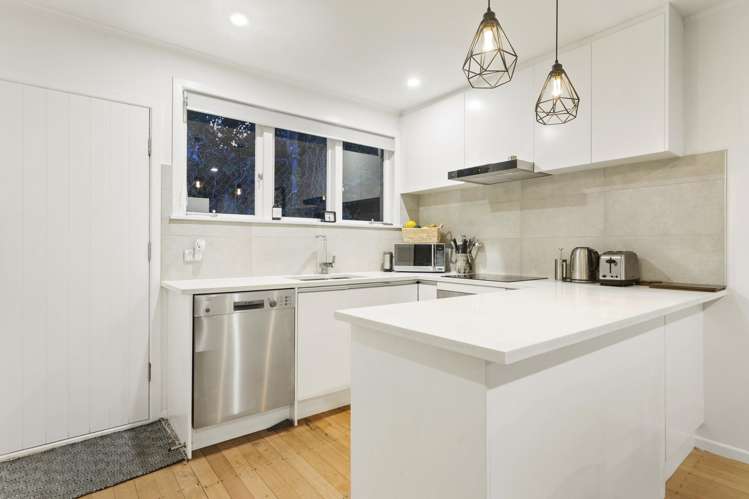 2/5 Larchwood Avenue Westmere_5